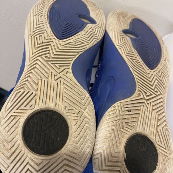 Nike Kyrie Flytrap II Duke AO4436-402 Racer Blue Mens Basketball Shoes Sneakers - Picture 9 of 11